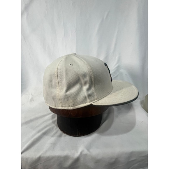 New Era Boston Red Sox Baseball Cap Cream Camo B Logo Fitted Size 7 5/8 - Picture 6 of 10